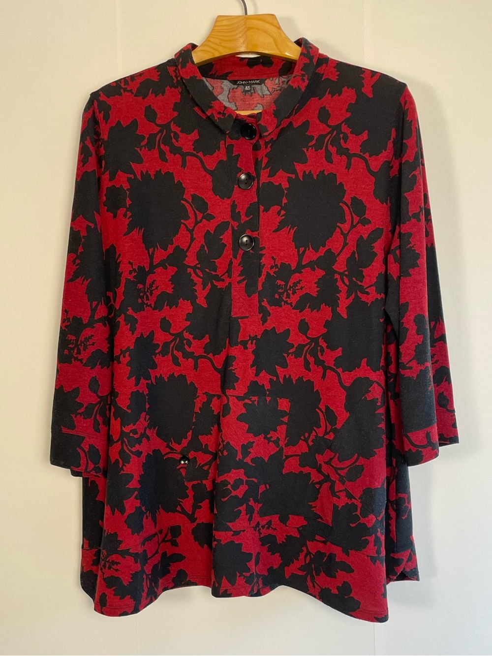 JOHN MARK  Red & Black Floral Mock Neck Button Tunic Top - Size 2X